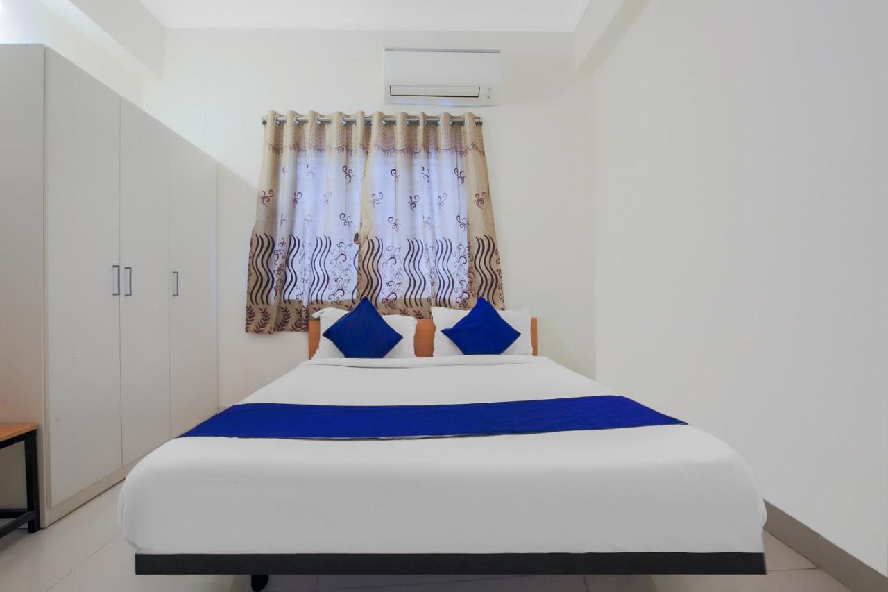 Oyo Silverkey 74581 Nallagandla Hotel Hyderabad Exterior photo